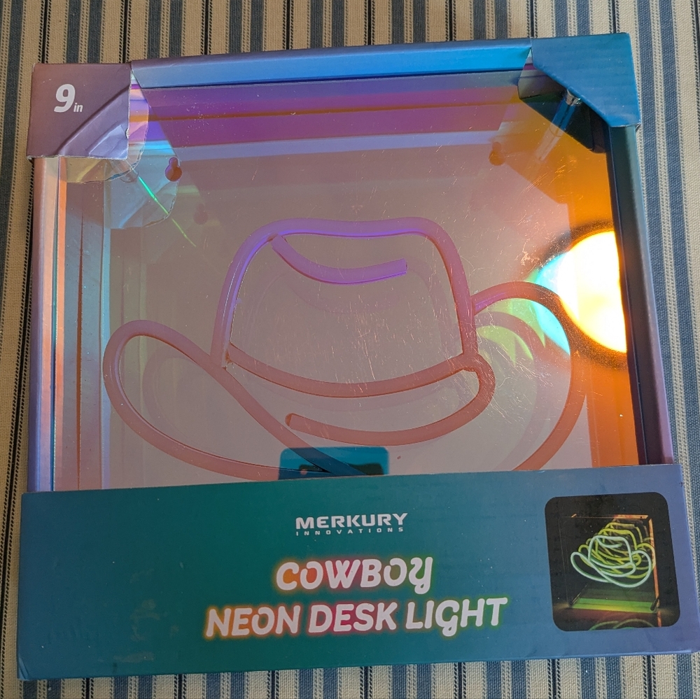 NIP! Cowboy Neon Desk Light